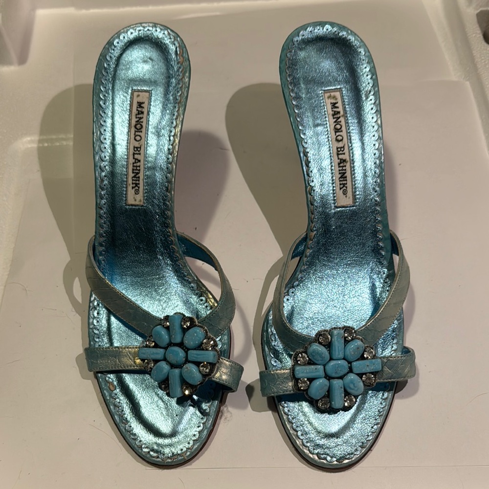 Manolo Blahnik Blue Turquoise Women's Sandals Size 10